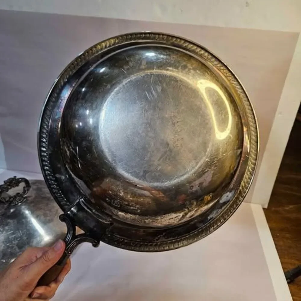 B. Rogers Silver Co. 1245 Silver Plated Chafing Dish with Wood Handle